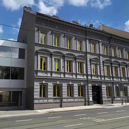 Lyly Apartment - Modern Apartment With Free Parking Prag Exterior foto