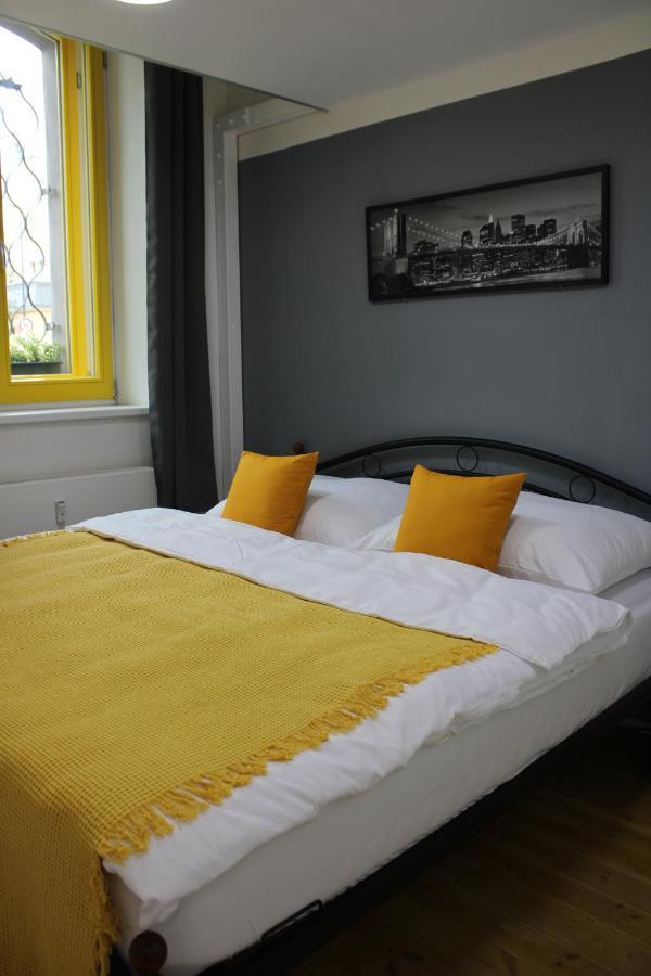 Lyly Apartment - Modern Apartment With Free Parking Prag Exterior foto